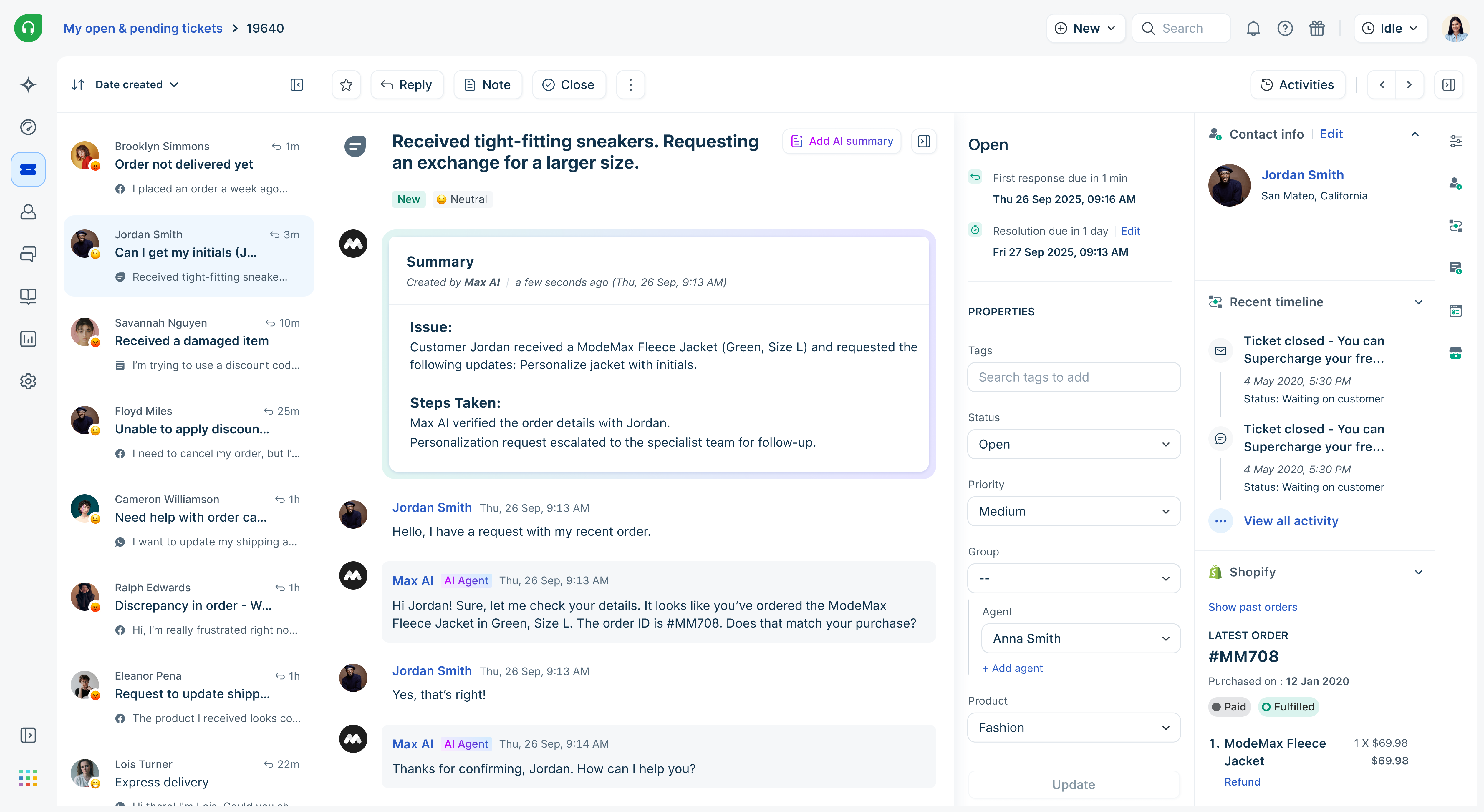 Freshdesk ticketlijstweergave met prioriteits- en statuskolommen