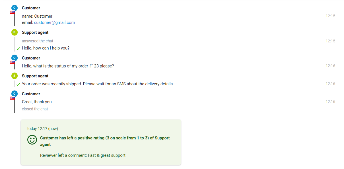 De afbeelding toont de interactie tussen een klant en een ondersteuningsagent, waarbij de agent de beoordeling aan het einde van het bericht kan zien