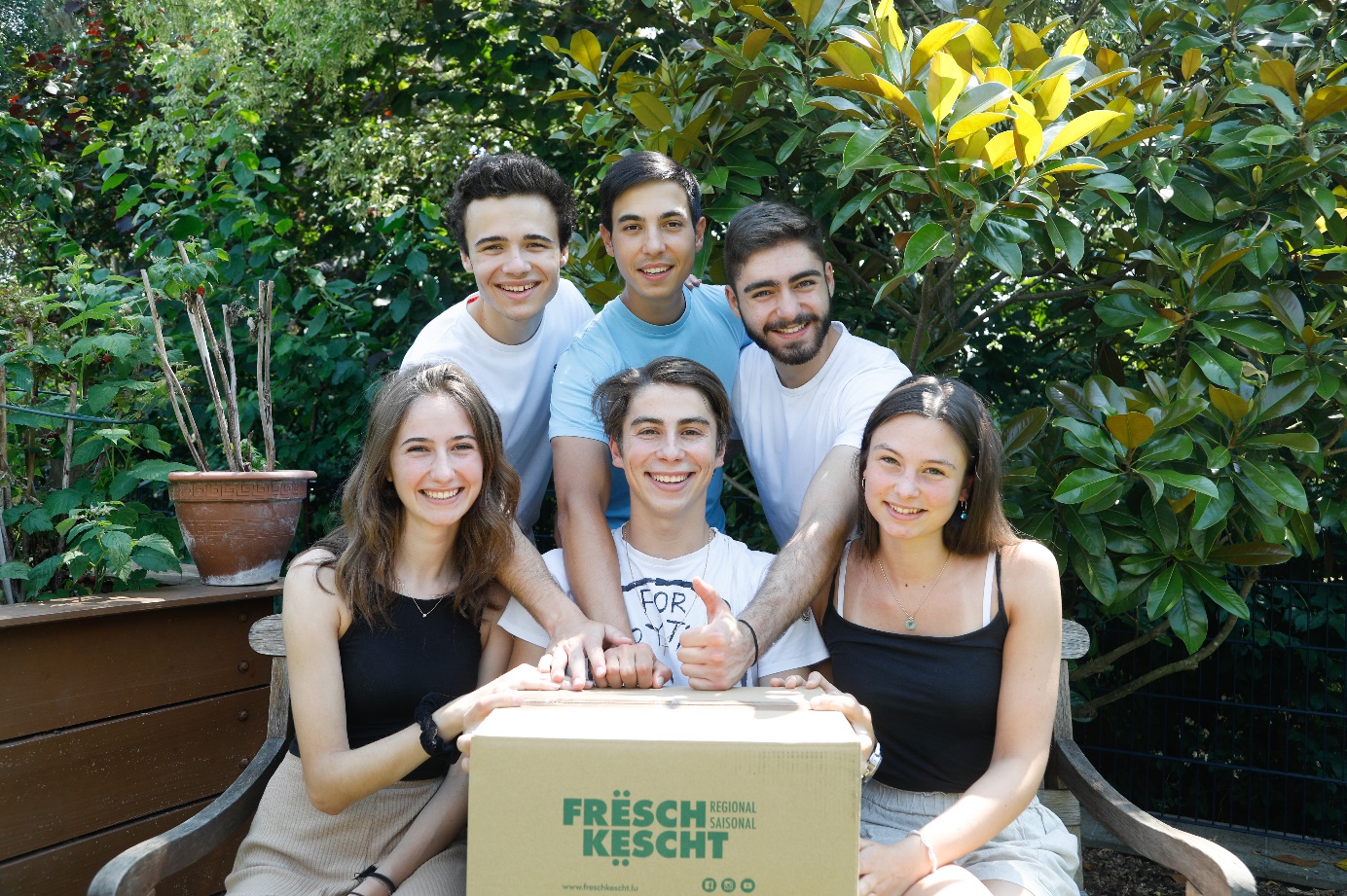 FrëschKëscht team